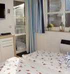 Schlafzimmer 1.1